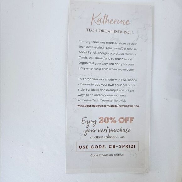 Glass Ladder & Co. Bags Katherine Tech Vegan Leather Organizer Travel Roll Honey - Picture 13 of 14